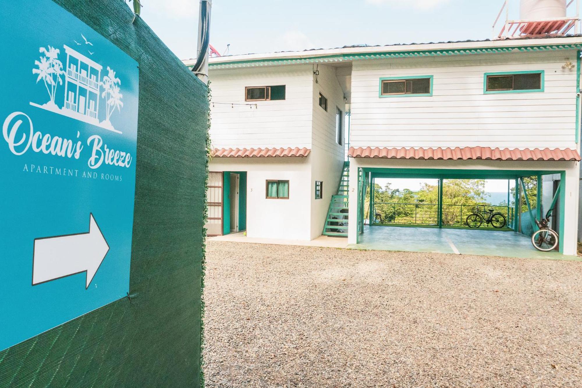 Ocean'S Breeze Apartment And Rooms Puerto Viejo de Talamanca Exterior photo